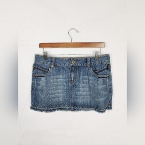 Size 9 A Chip and Pepper Production mini skirt